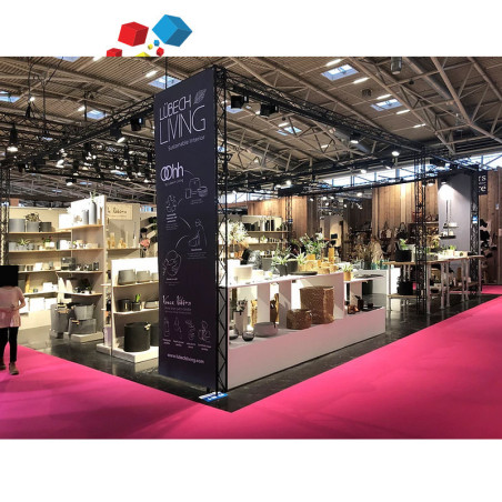 Stand pont lumire 18m avec grand visuel en hauteur
